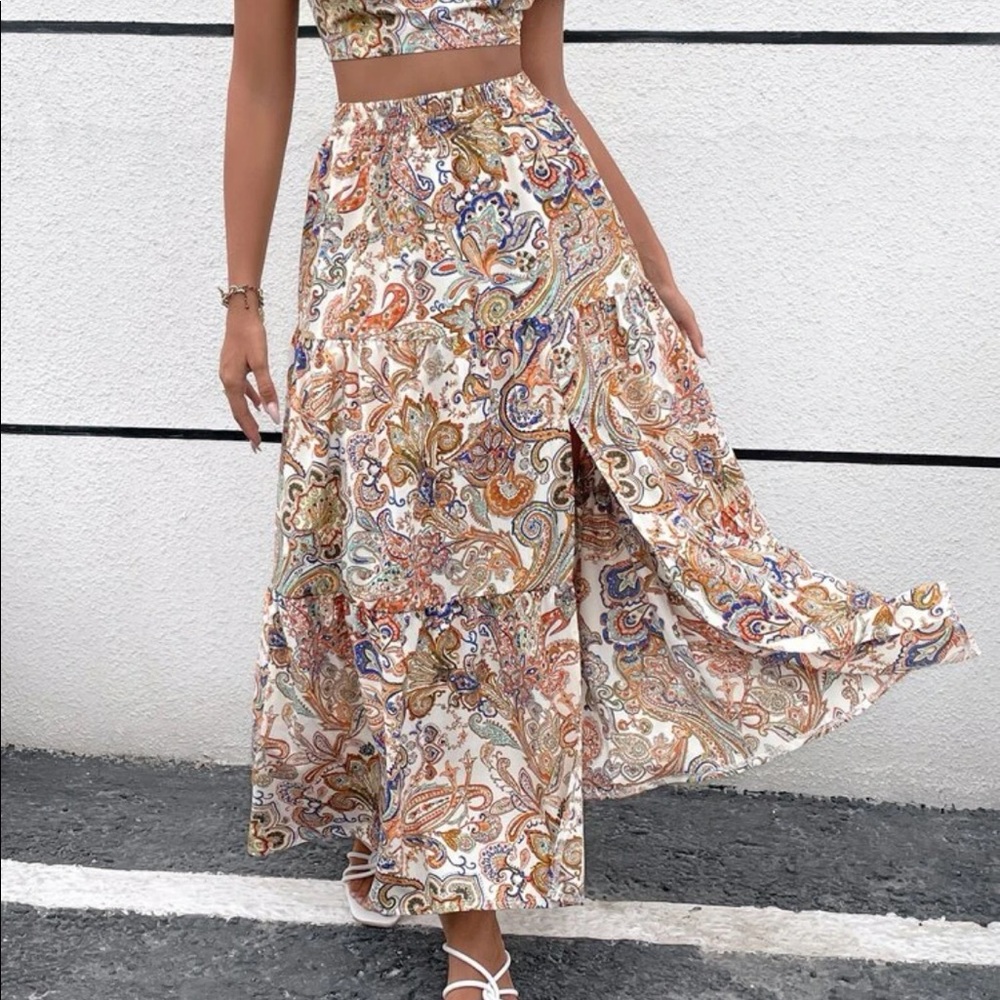Boho Gypsy Floral Paisley Print Puff Sleeve One Shoulder Crop Top Slit Skirt Set - Picture 4 of 11